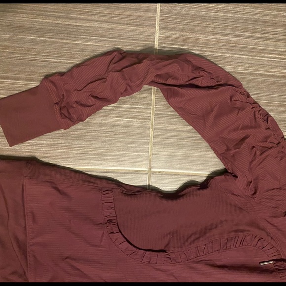 Lululemon dance studio jacket < reversible - Picture 6 of 13